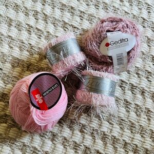 🧶 Bundle of‎ Four Yarn Skeins - Greens & Watercolors